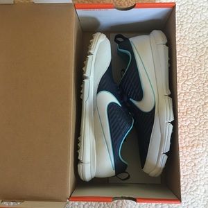 Nike Mens Explorer 2 Golf Shoes